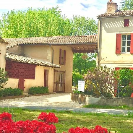 La Carreterie - Maison De Famille{S} Pineuilh Bagian luar foto