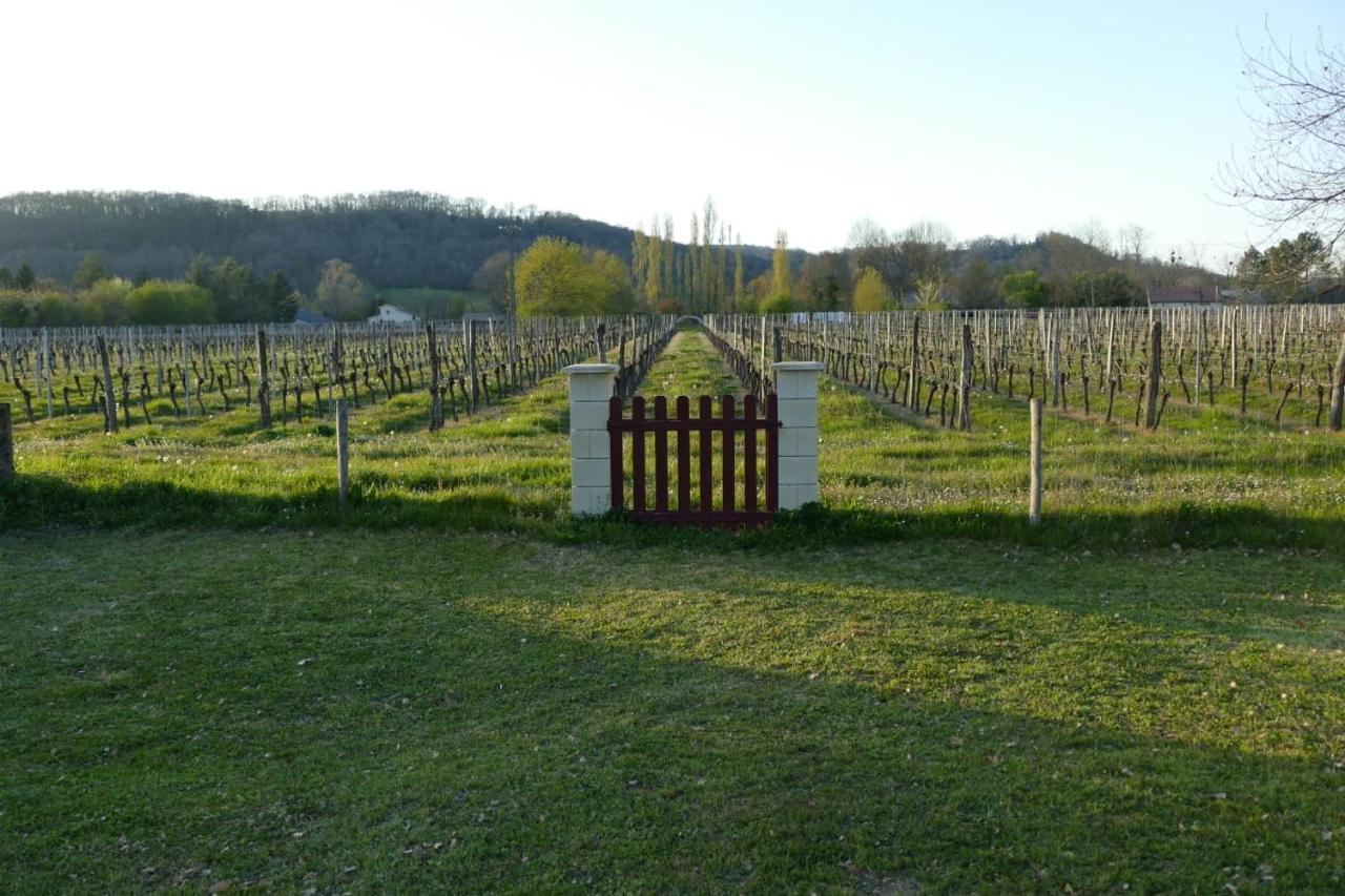 La Carreterie - Maison De Famille{S} Pineuilh Bagian luar foto