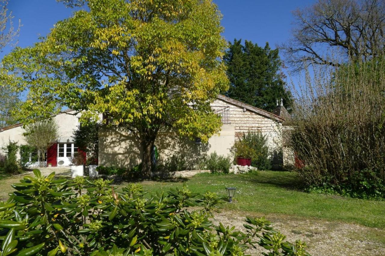 La Carreterie - Maison De Famille{S} Pineuilh Bagian luar foto